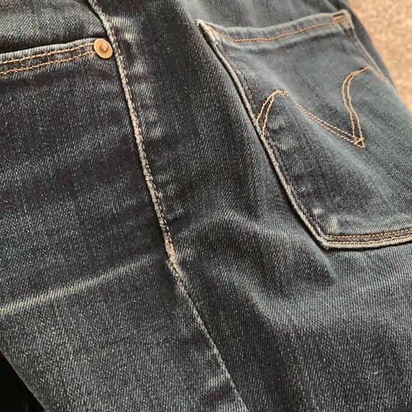 Levi’s Mid Rise Slim Bold a curve Jeans Size 26x30 - Picture 7 of 9